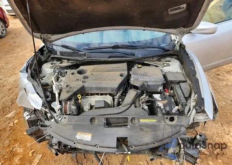 2018 Nissan Altima 2.5 из США, поврежденный, VIN 1N4AL3APXJC237139